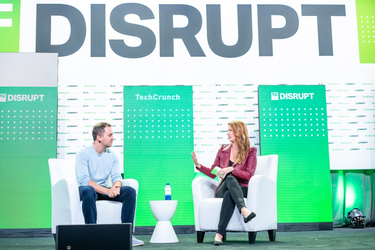 Arrival restructures (again), Bird shrinks and highlights from Disrupt • ZebethMedia