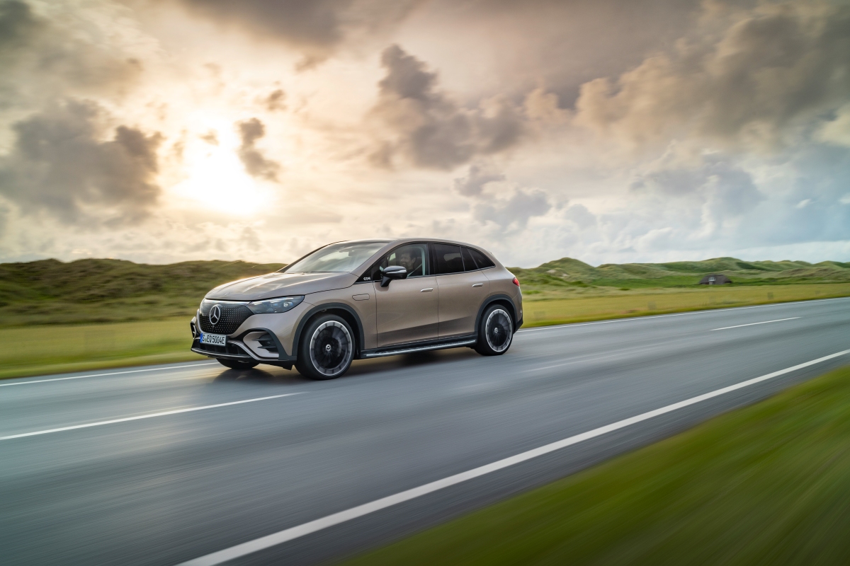 Mercedes-Benz partners with Canadian mining company for CO2-neutral lithium hydroxide for EVs • ZebethMedia