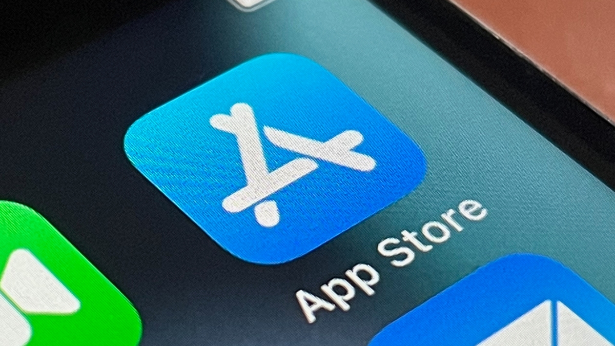 Apple faces new lawsuit over its data collection practices in first-party apps, like the App Store • ZebethMedia