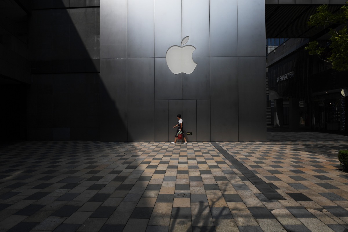 Apple limits AirDrop ‘everyone’ option to 10 minutes in China • ZebethMedia
