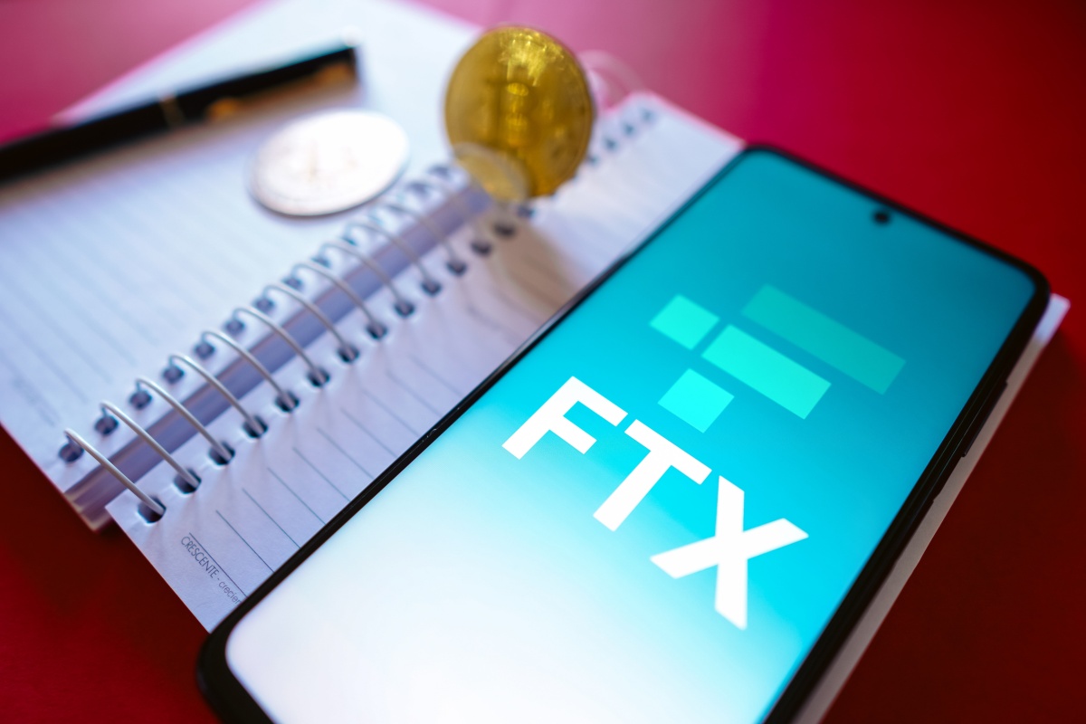 Troubled crypto exchange FTX investigated by US regulators over customer funds • ZebethMedia